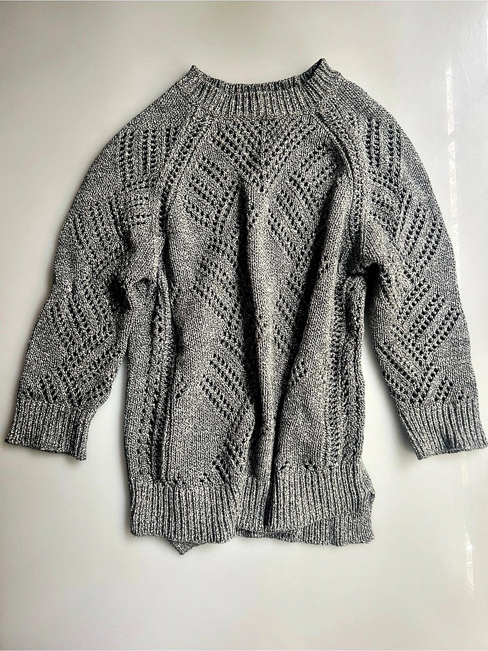 Textured Knit Crewneck Sweater in Gray Like New